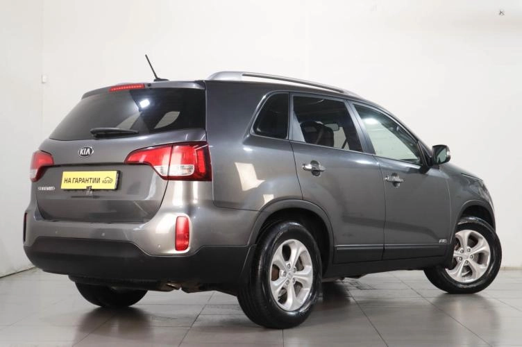 KIA Sorento 6 из 6