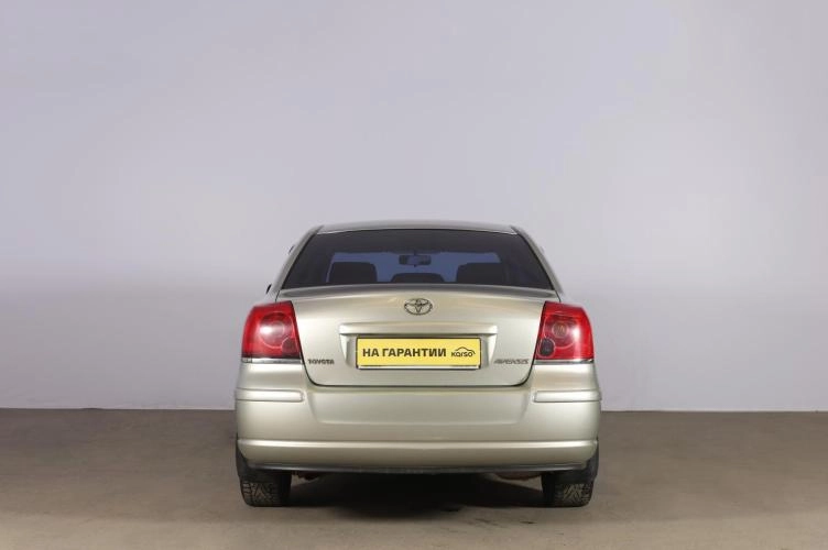 Toyota Avensis 5 из 6