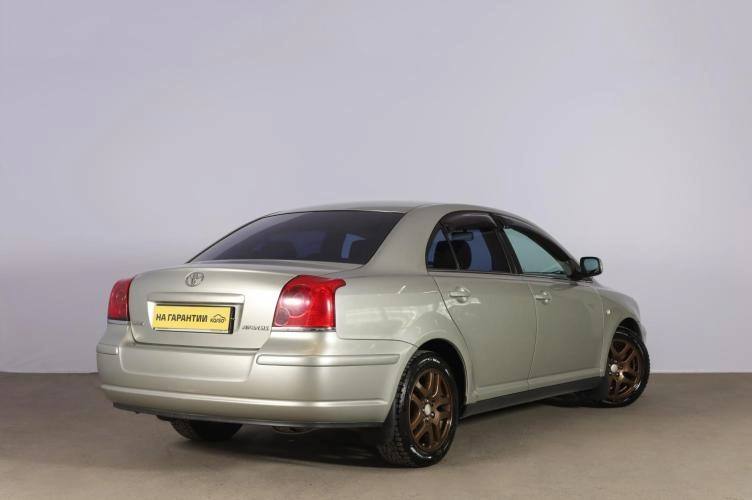 Toyota Avensis 6 из 6