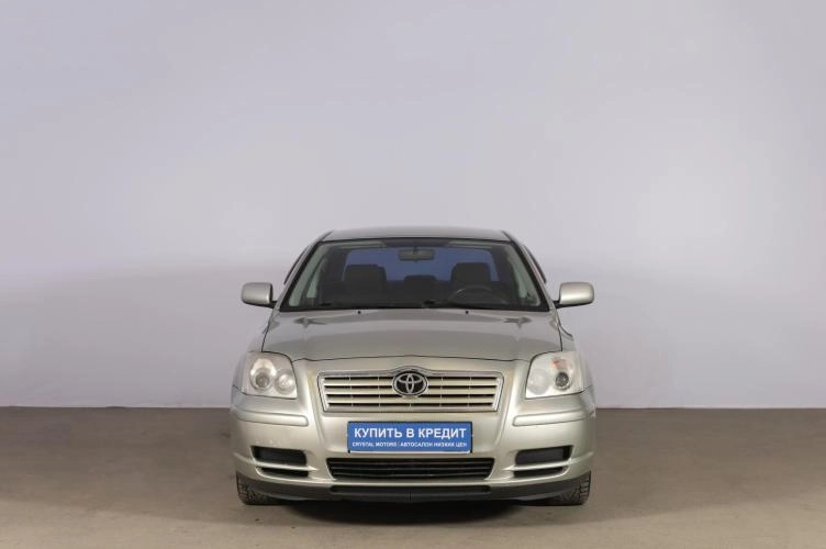Toyota Avensis 2 из 6