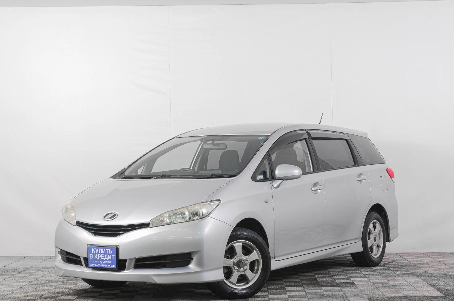 Toyota Wish 3 из 19