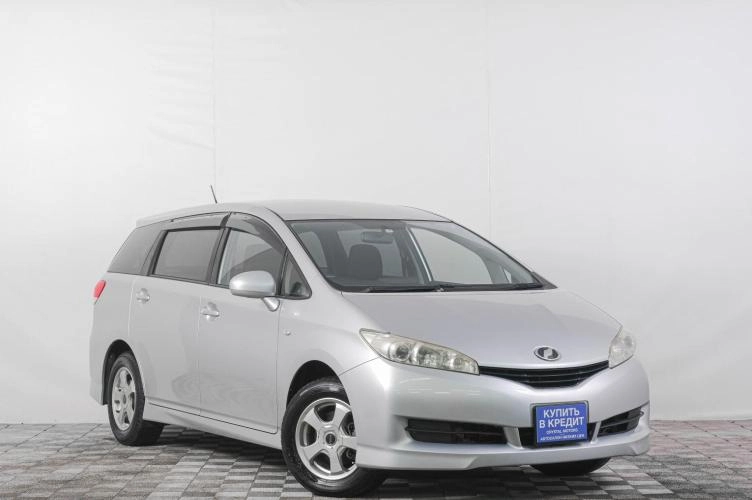 Toyota Wish 1 из 6