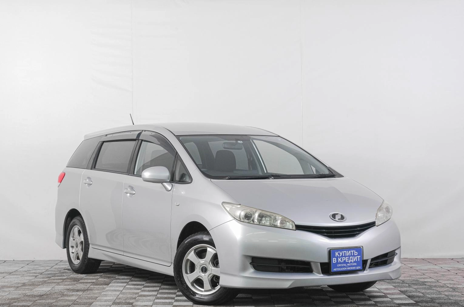 Toyota Wish 1 из 19