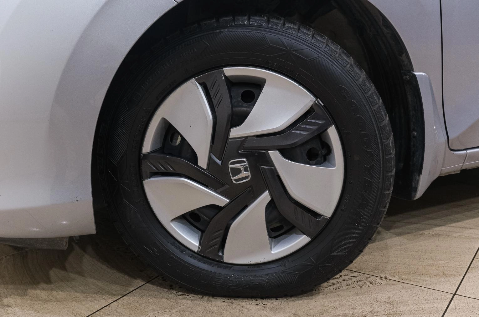 Honda Freed 11 из 37
