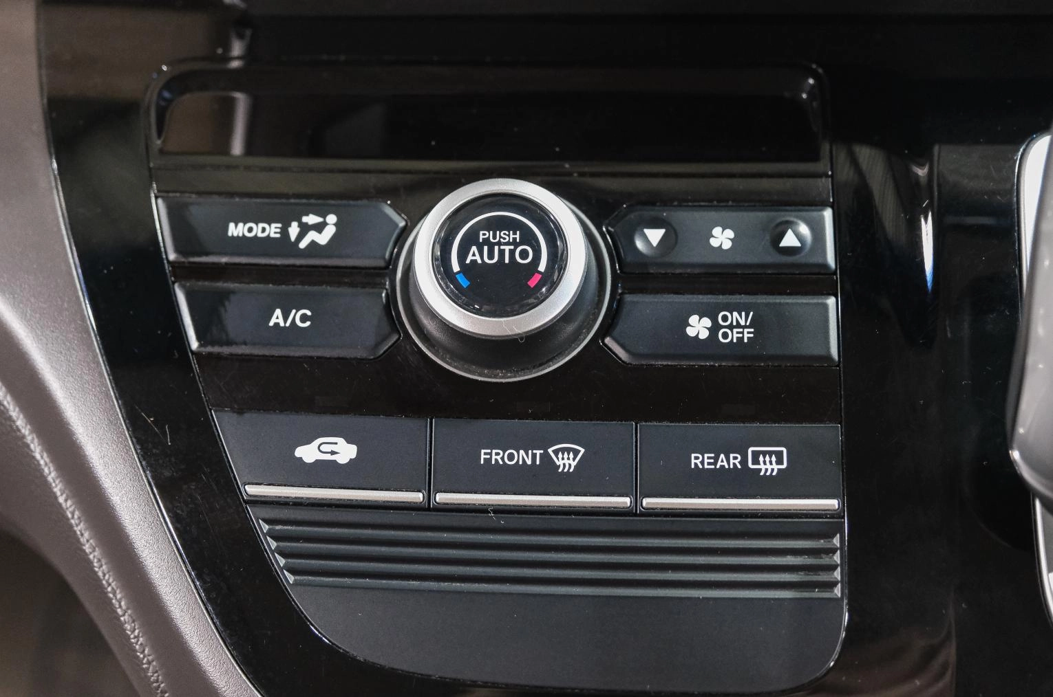 Honda Freed 29 из 37