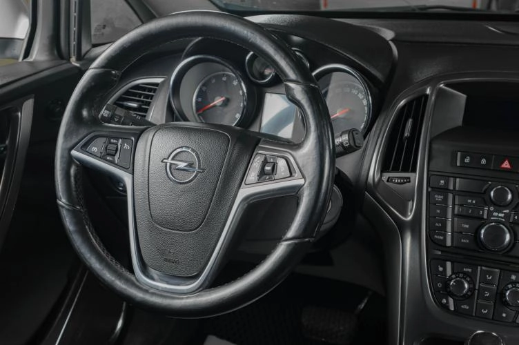 Opel Astra 11 из 18