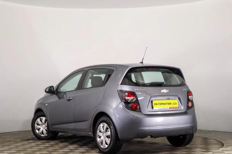 Chevrolet Aveo 6 из 6