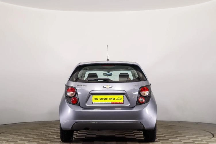 Chevrolet Aveo 5 из 6