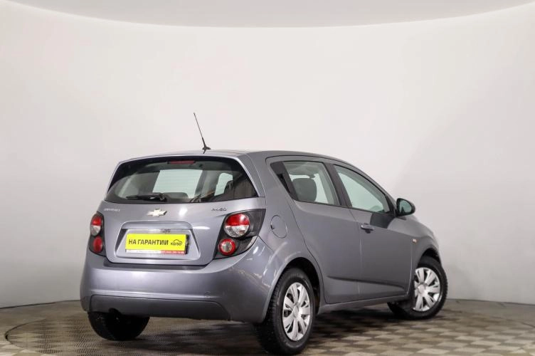 Chevrolet Aveo 4 из 6