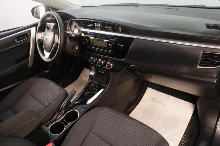 Toyota Corolla 10 из 19