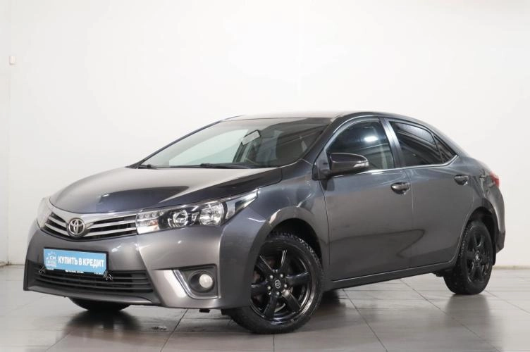 Toyota Corolla 3 из 6