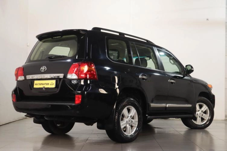 Toyota Land Cruiser 4 из 6