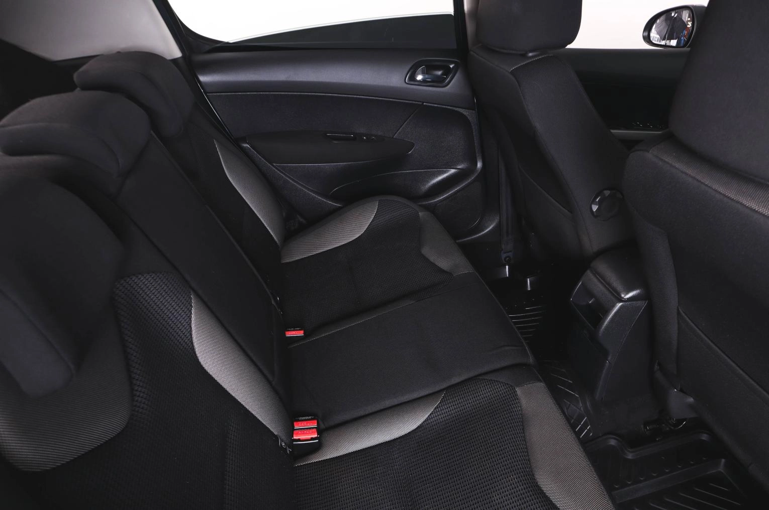 Peugeot 308 10 из 22