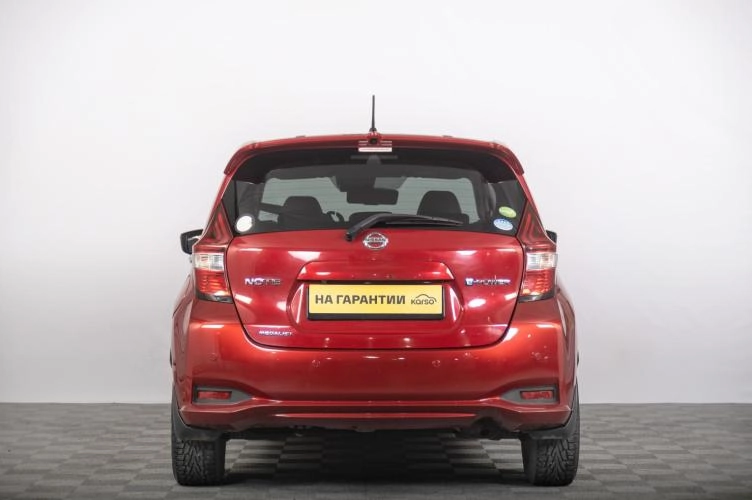 Nissan Note 4 из 6