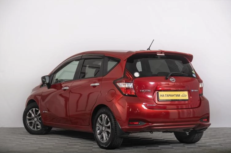 Nissan Note 5 из 6