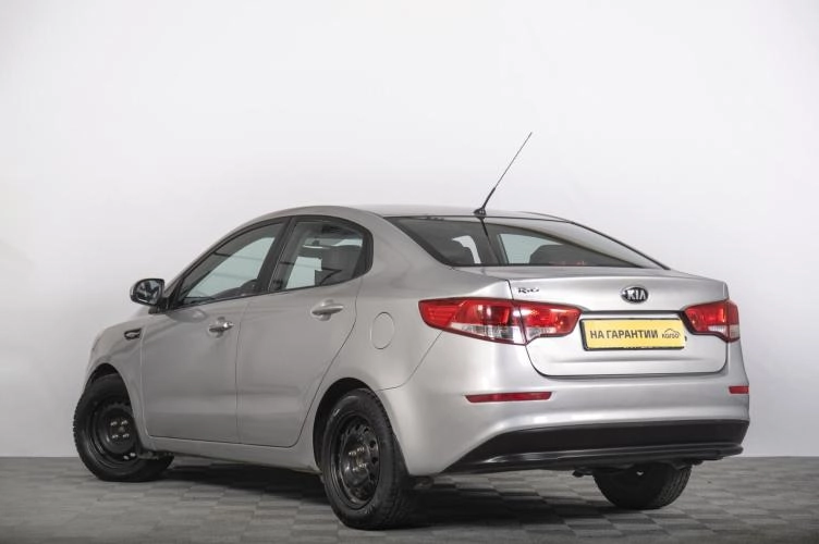 KIA Rio 5 из 6