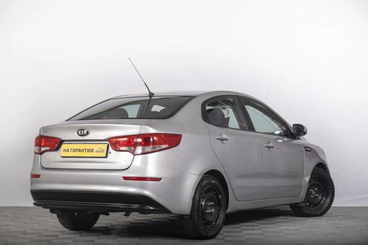 KIA Rio 6 из 6