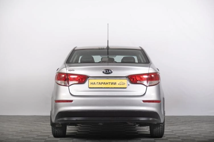 KIA Rio 4 из 6
