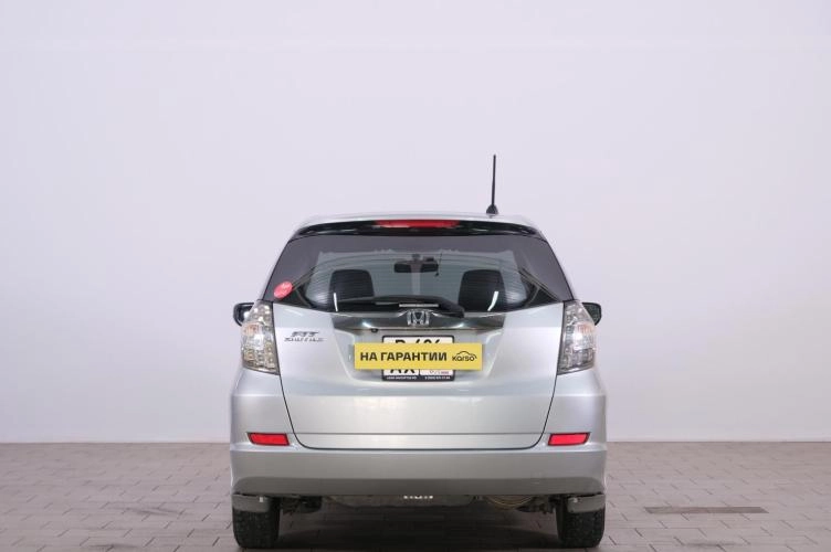 Honda Fit Shuttle 5 из 6