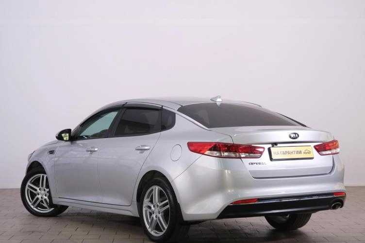 KIA Optima 4 из 6