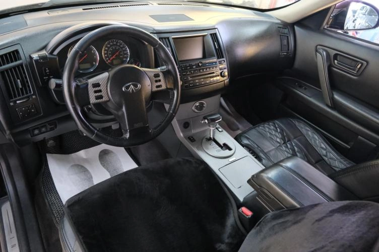 Infiniti FX45 12 из 24