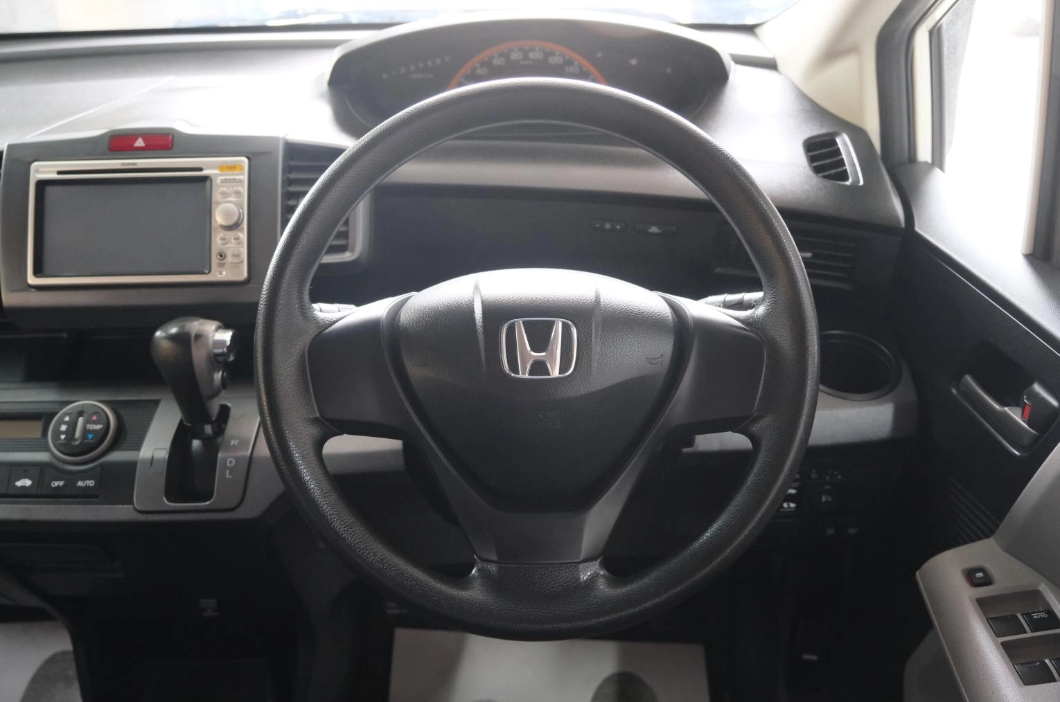 Honda Freed 11 из 20