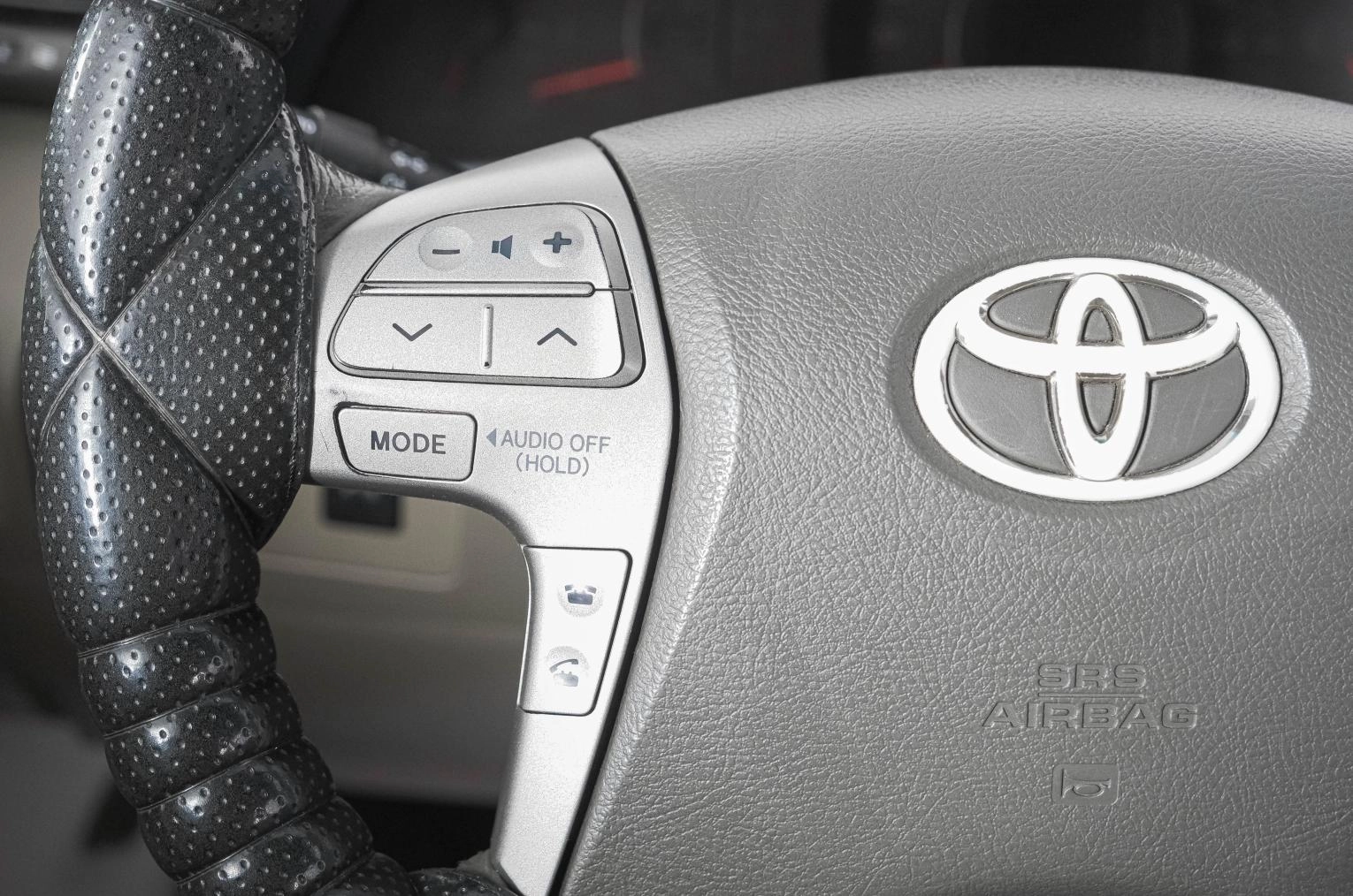 Toyota Camry 16 из 24