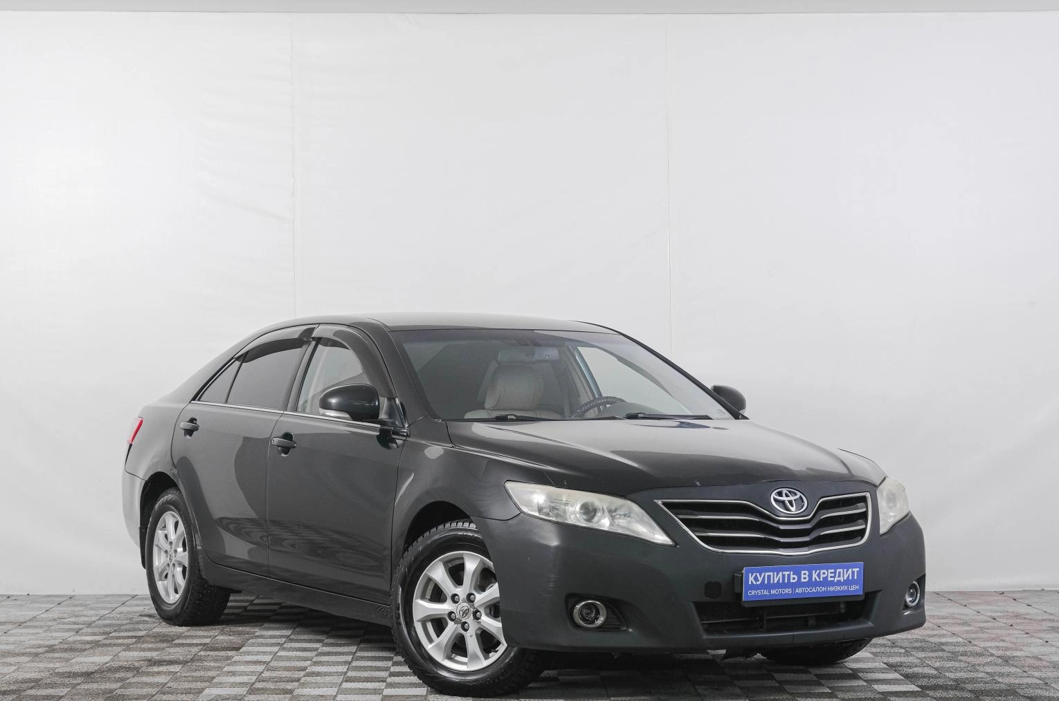 Toyota Camry 1 из 24