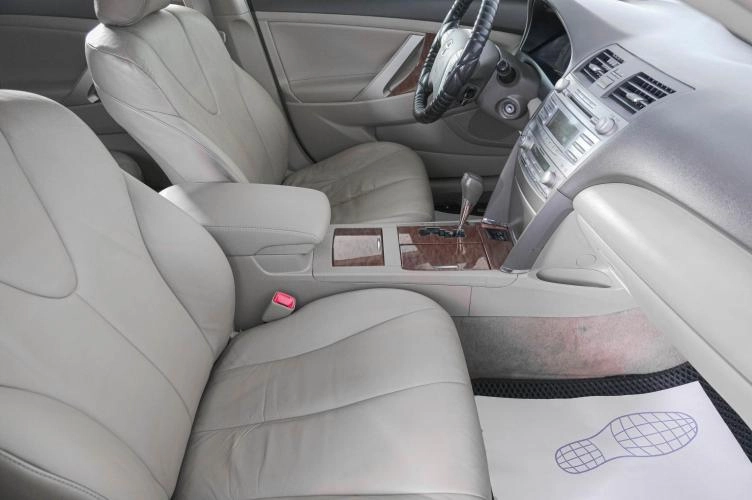 Toyota Camry 11 из 24