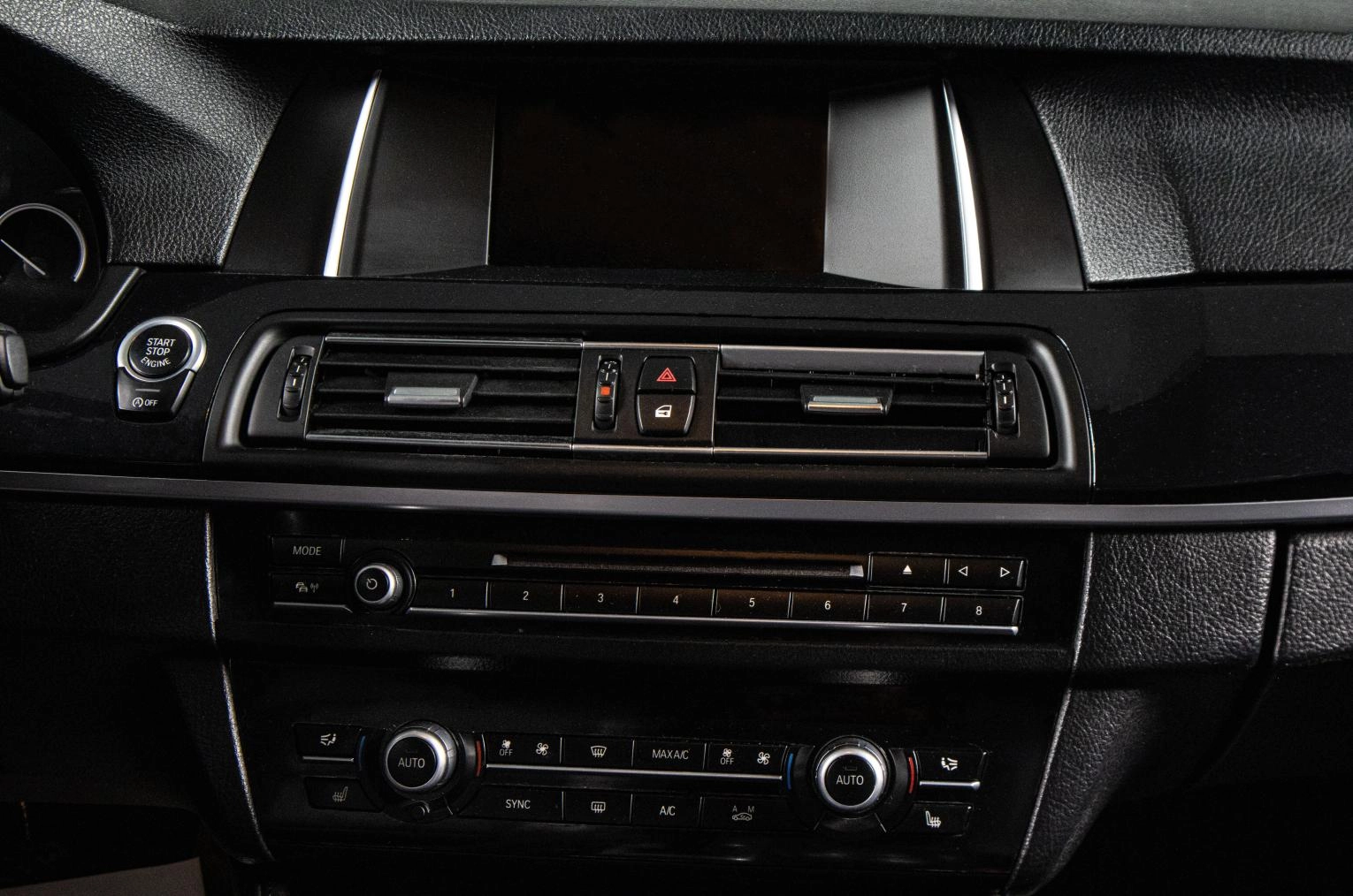 BMW 5 серия 14 из 17
