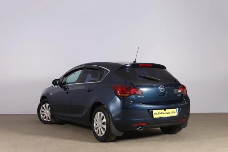 Opel Astra 4 из 6