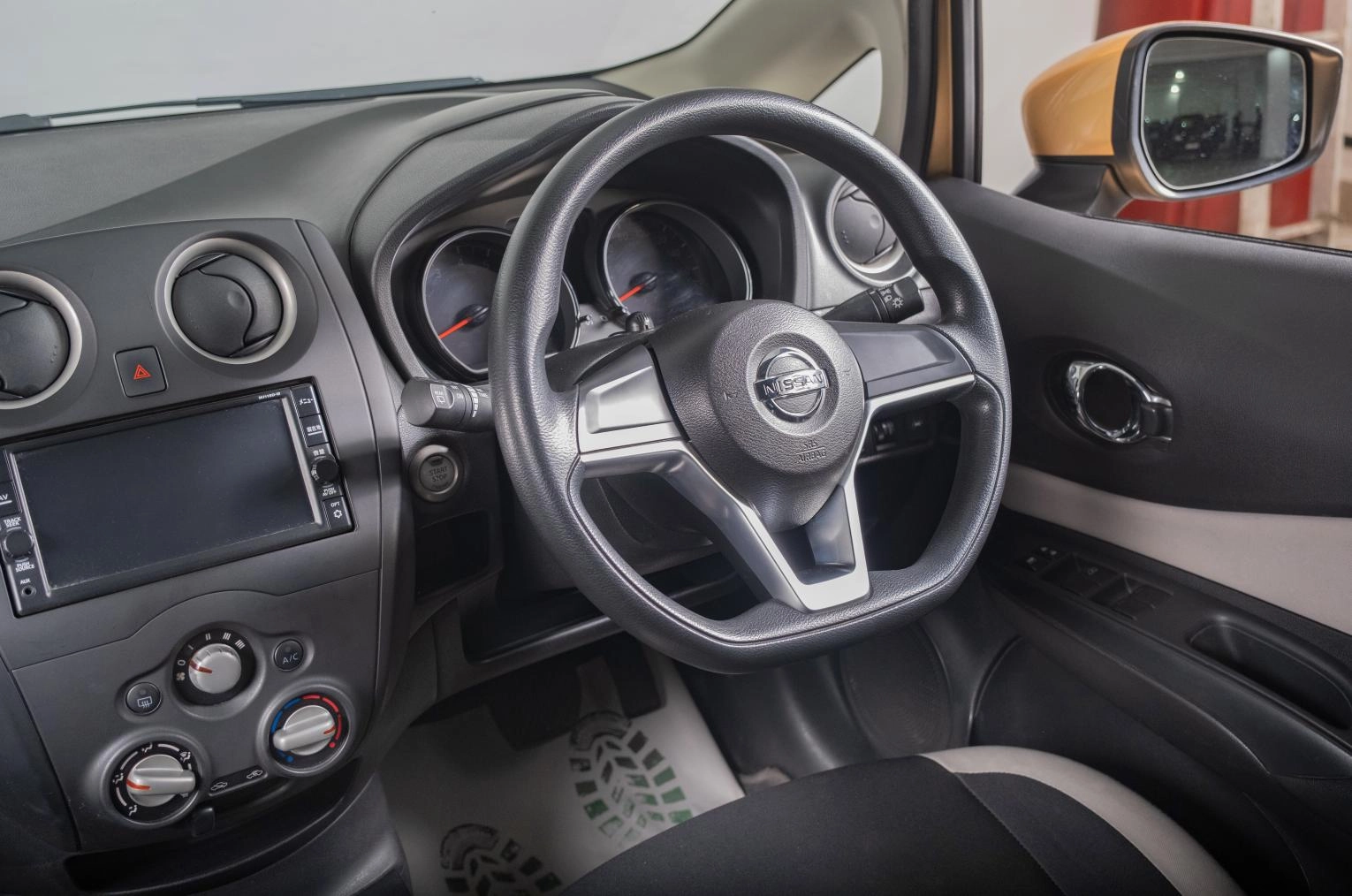Nissan Note 10 из 19
