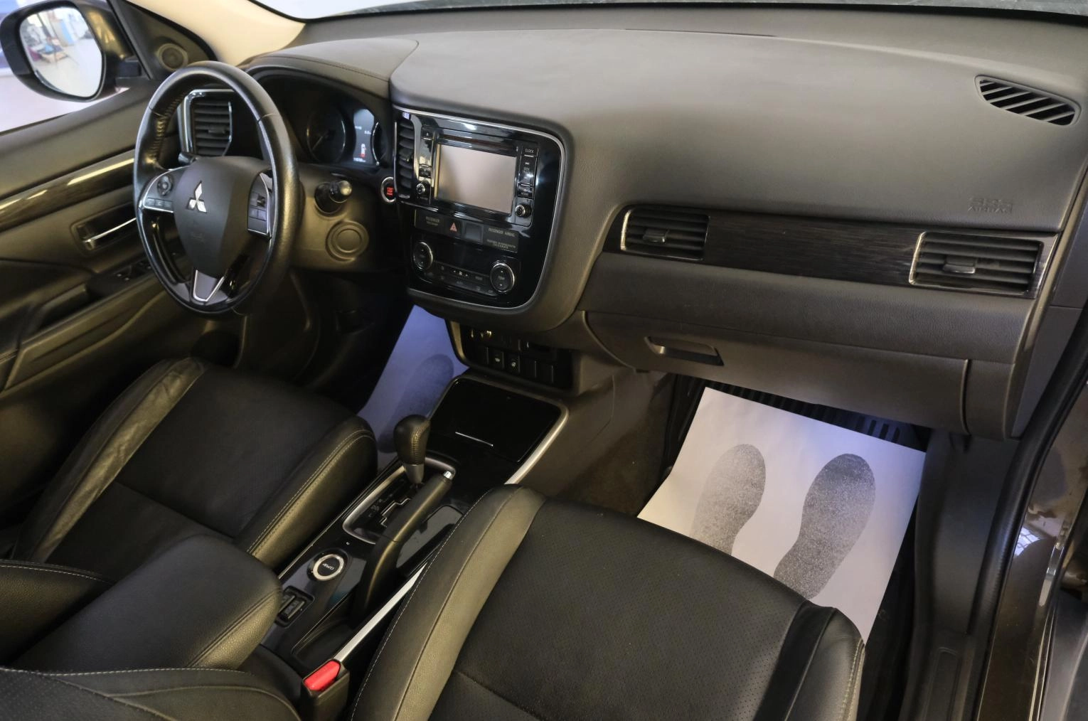 Mitsubishi Outlander 18 из 22