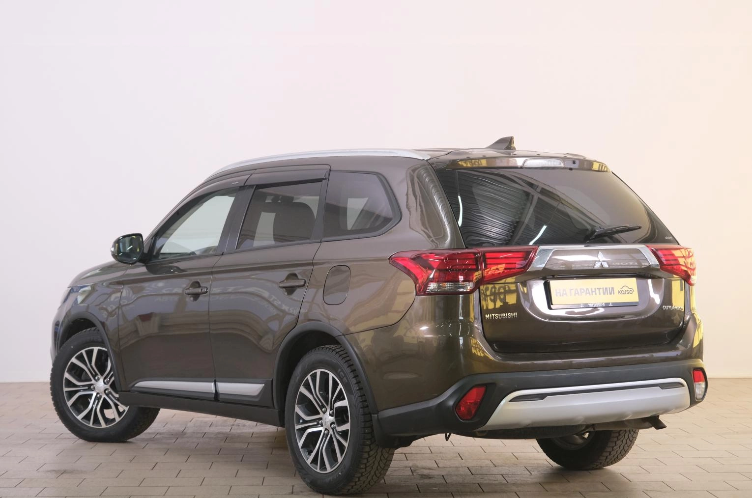 Mitsubishi Outlander 4 из 22