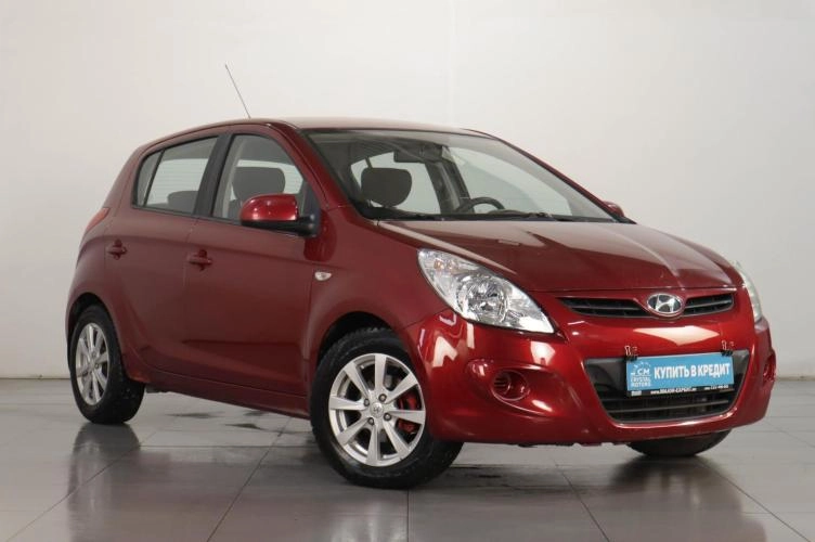 Hyundai i20 1 из 6