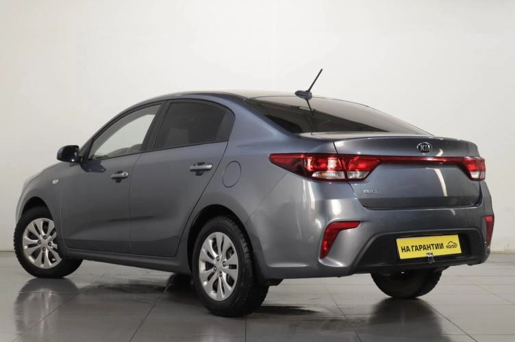 KIA Rio 4 из 6
