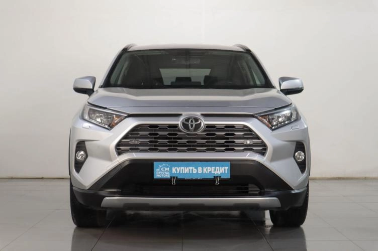 Toyota RAV4 2 из 6
