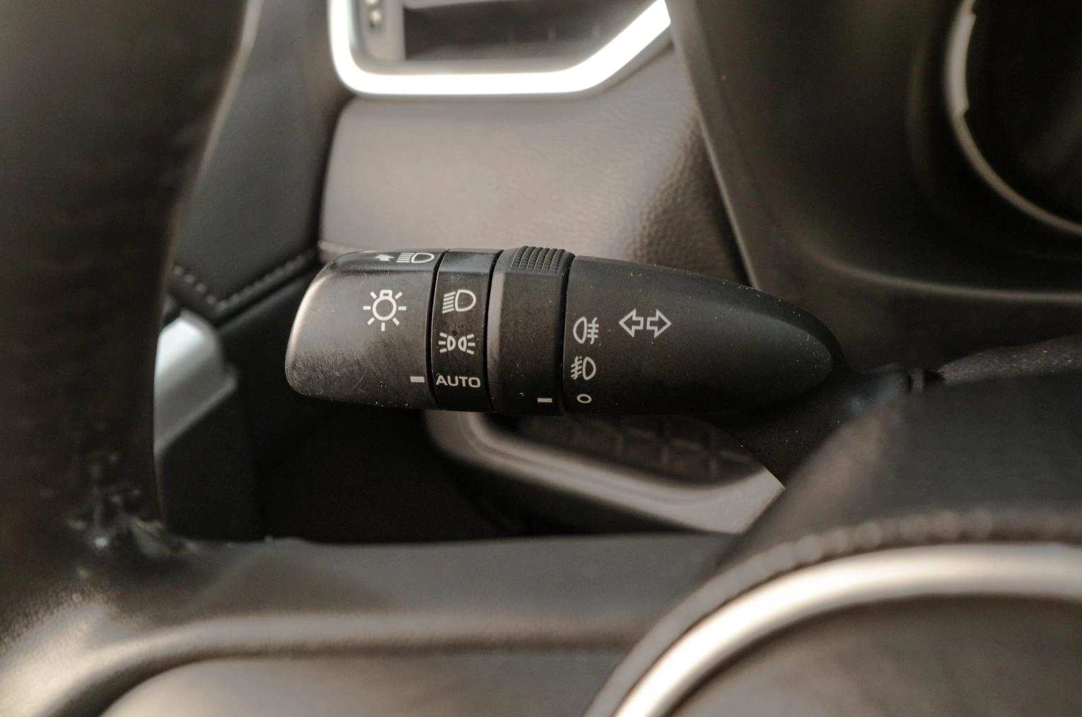 Toyota RAV4 10 из 20