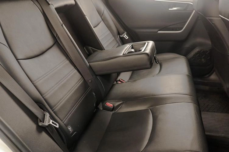 Toyota RAV4 19 из 20