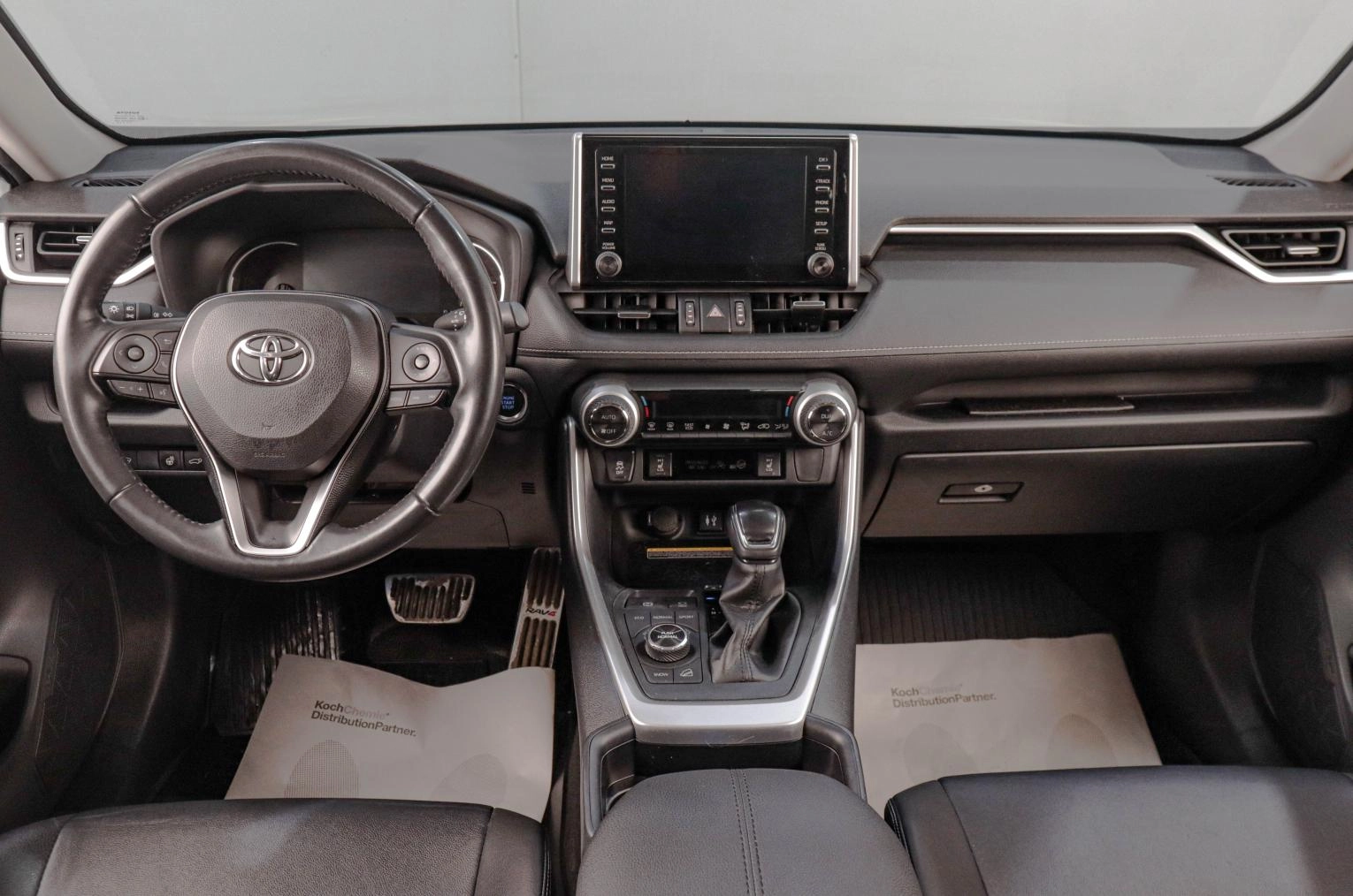 Toyota RAV4 15 из 20