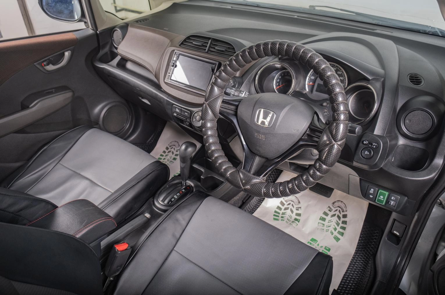 Honda Fit Shuttle 7 из 17