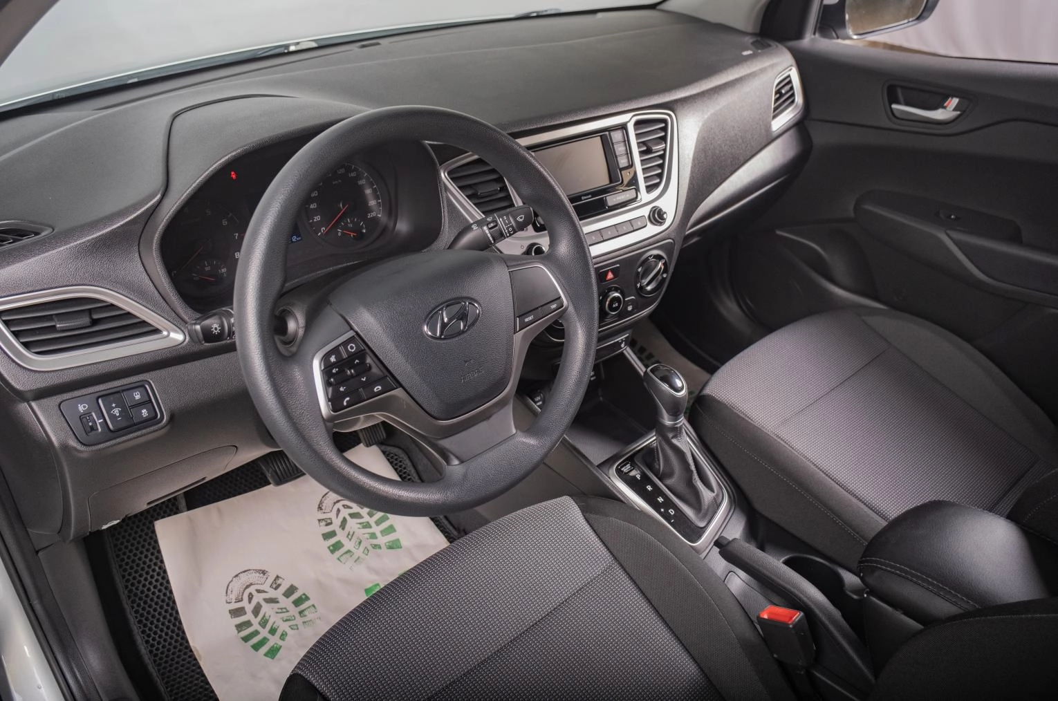 Hyundai Solaris 7 из 18