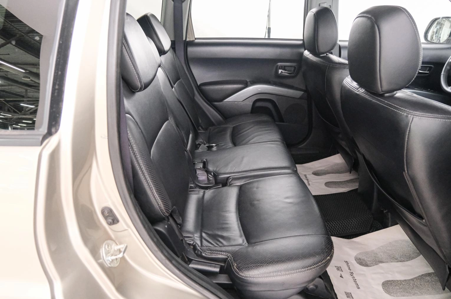 Mitsubishi Outlander 22 из 23