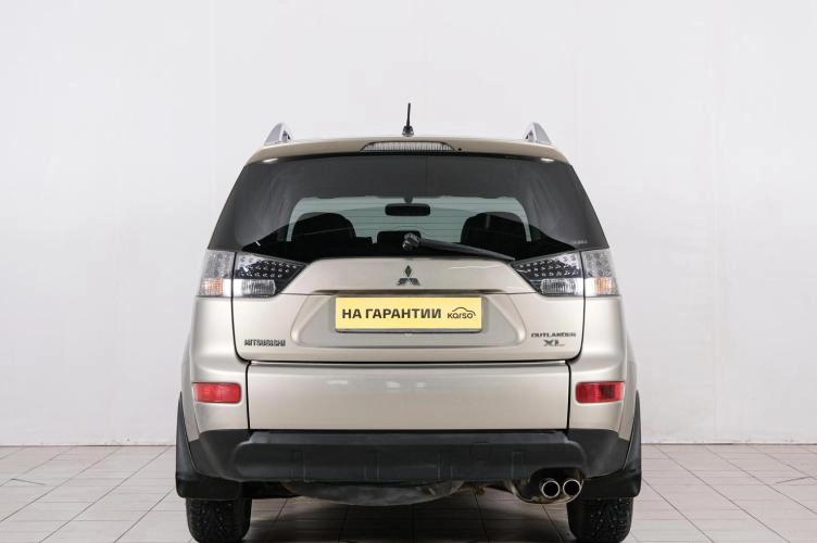 Mitsubishi Outlander 5 из 6