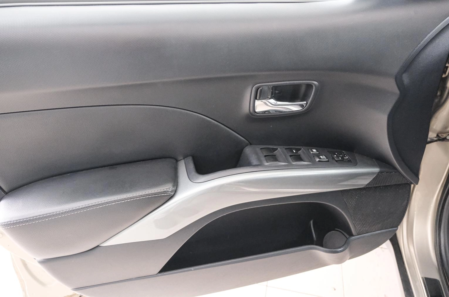Mitsubishi Outlander 20 из 23