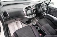 Honda Stream 12 из 22