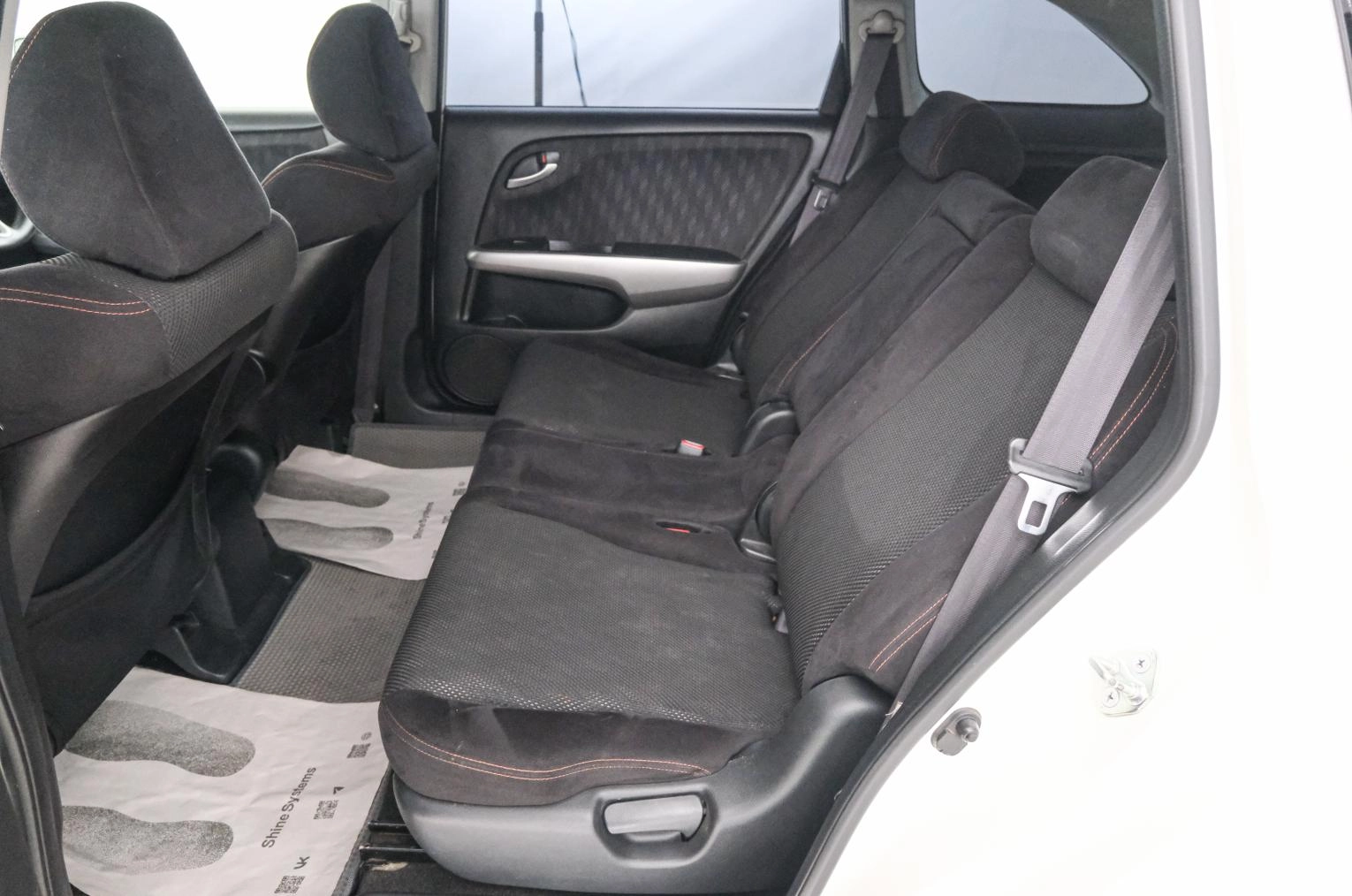 Honda Stream 21 из 22
