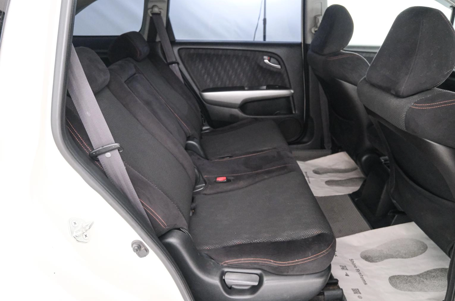 Honda Stream 20 из 22