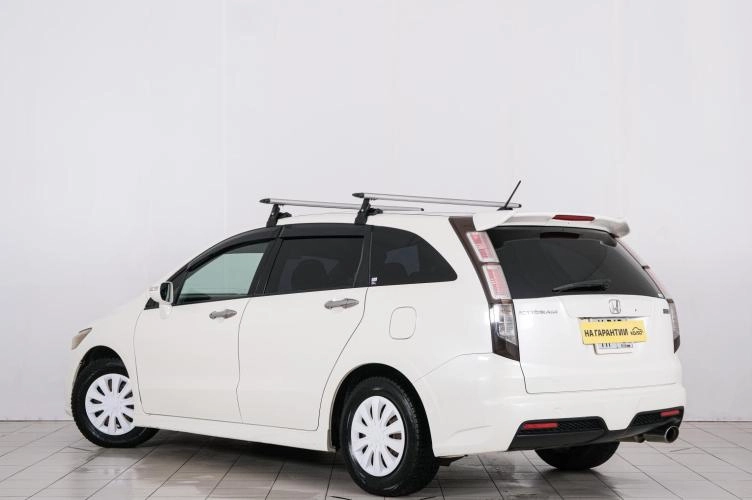 Honda Stream 4 из 6