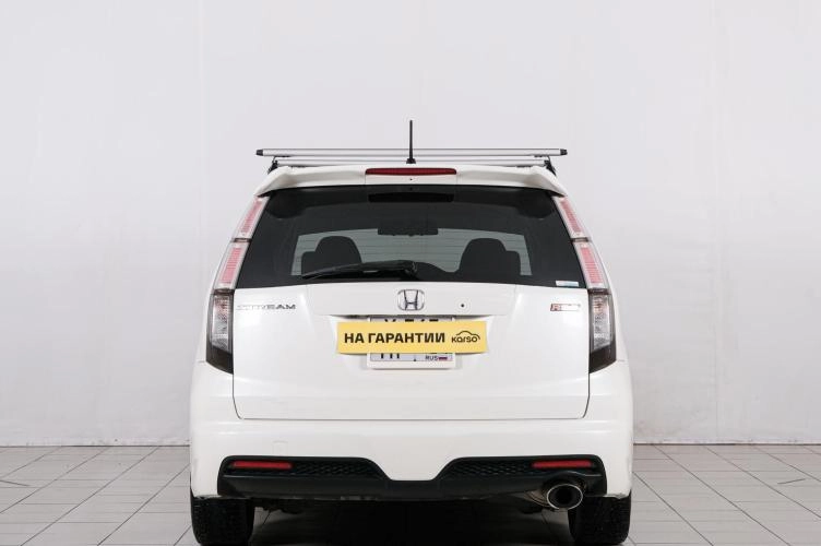 Honda Stream 5 из 6